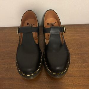 Dr Marten Polley Smooth Leather Mary Janes - LIKE NEW
